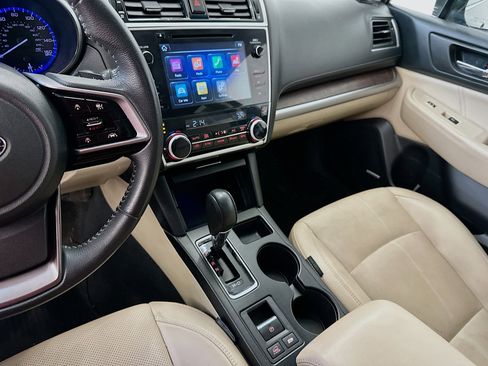 Used 2018 Subaru Outback 3.6R Limited image 26