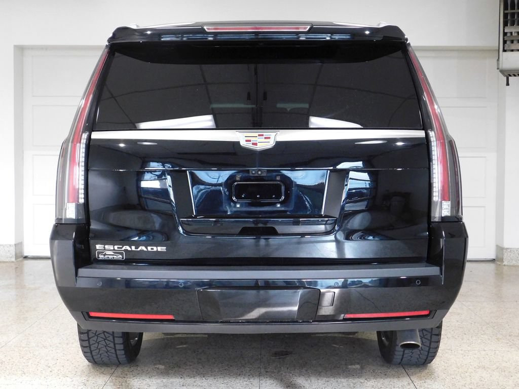Used 2019 Cadillac Escalade ESV Luxury AWD/4WD image 5