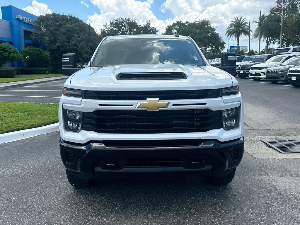 Certified 2026 Chevrolet Silverado 2500 Custom RWD image 2