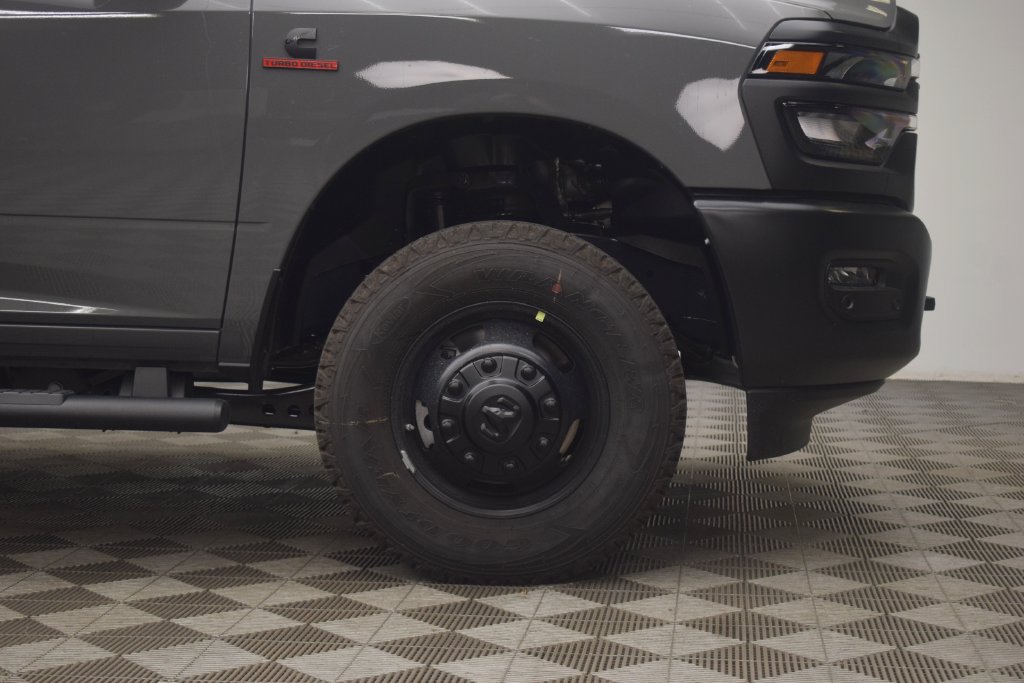 New 2026 RAM 3500 Tradesman AWD/4WD image 6