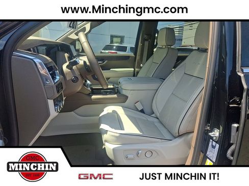 Certified 2026 GMC Yukon XL Denali AWD/4WD image 15