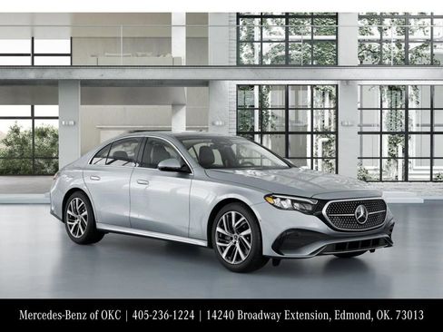 New 2026 Mercedes-Benz E 450 4MATIC Sedan image 11