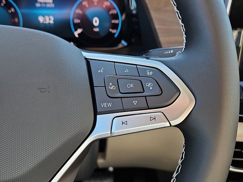 New 2026 Volkswagen Atlas SE image 19