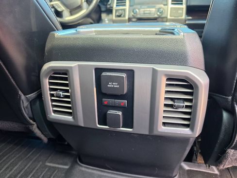 Used 2015 Ford F150 Platinum w/ Equipment Group 701A Luxury AWD/4WD image 18