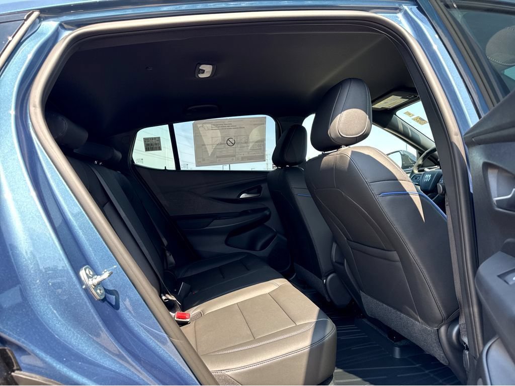 New 2026 Buick Envista Sport Touring w/ Convenience I Package FWD image 6