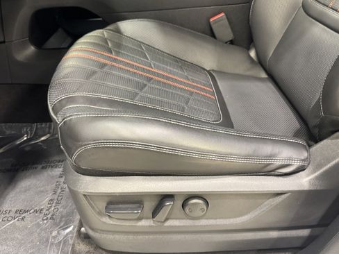 Certified 2025 Nissan Armada PRO-4X image 19