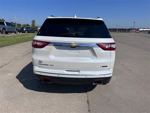 Used 2018 Chevrolet Traverse Premier w/ LPO, Floor Liner Package image 4