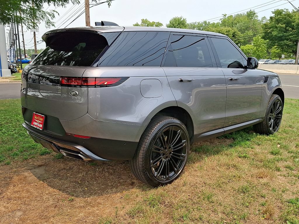 Used 2023 Land Rover Range Rover Sport SE AWD/4WD image 6