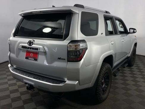 Used 2022 Toyota 4Runner SR5 Premium w/ Moonroof Package AWD/4WD image 8