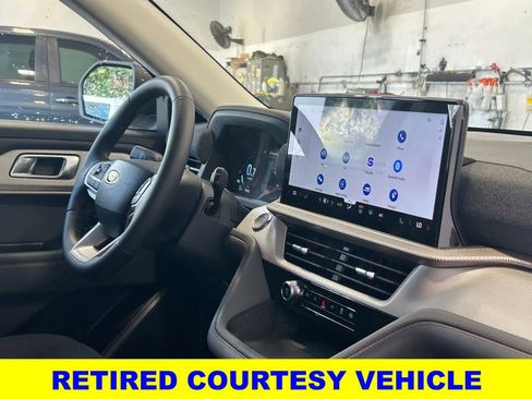 New 2026 Ford Explorer Active RWD image 20