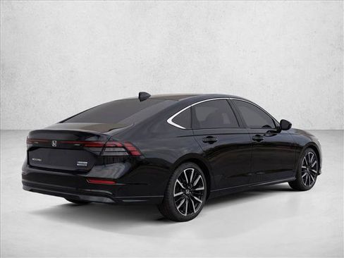 Used 2026 Honda Accord Touring image 7