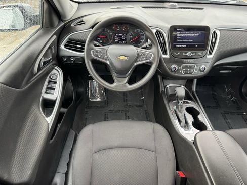 Used 2024 Chevrolet Malibu LT image 14