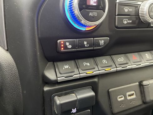 Certified 2020 GMC Sierra 1500 Denali w/ Denali Ultimate Package image 26