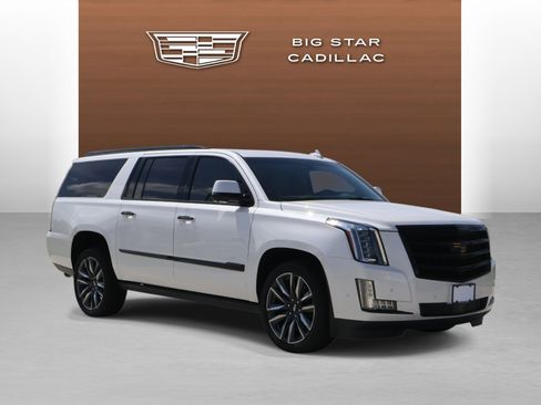 Used 2020 Cadillac Escalade ESV Premium Luxury RWD image 7
