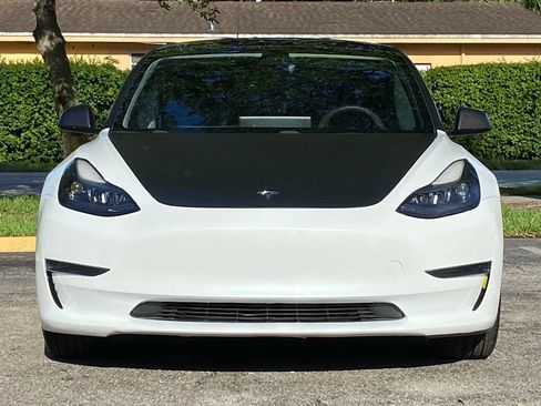 Used 2021 Tesla Model 3 Standard Range Plus RWD image 6