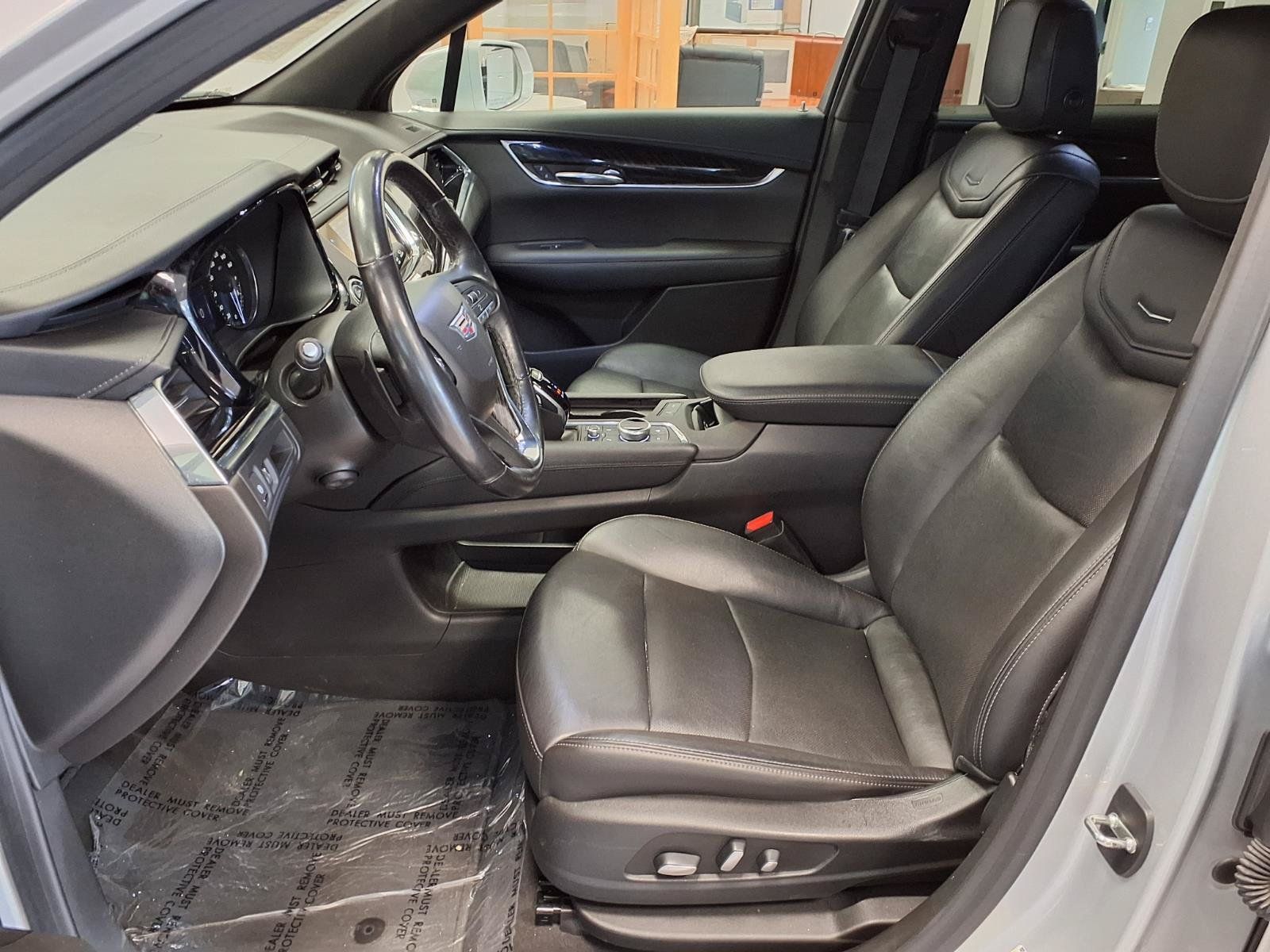 Used 2020 Cadillac XT6 Premium Luxury FWD image 20