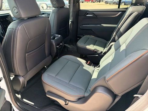 New 2026 GMC Acadia AT4 w/ Super Cruise Package AWD/4WD image 24