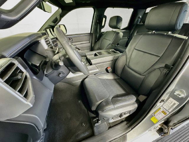 Used 2023 Toyota Tundra Platinum AWD/4WD image 13