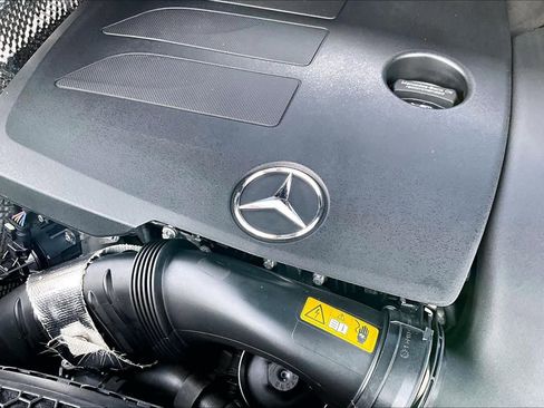 Used 2022 Mercedes-Benz GLE 350 4MATIC image 33