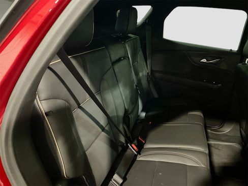 Used 2025 Chevrolet Blazer Premier w/ Driver Confidence II Package image 28