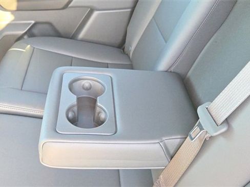 New 2026 GMC Canyon Elevation w/ Convenience Package image 23