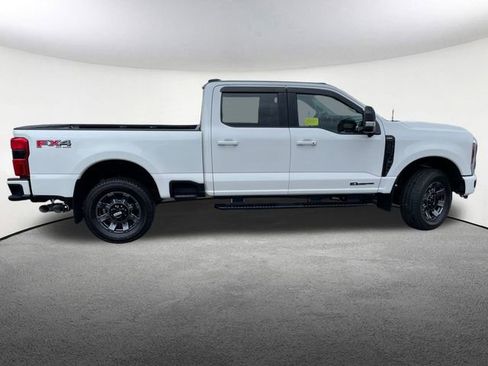 Certified 2024 Ford F250 Lariat w/ Sport Appearance Package image 14
