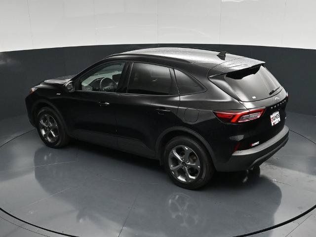 Certified 2025 Ford Escape ST-Line Select AWD/4WD image 40