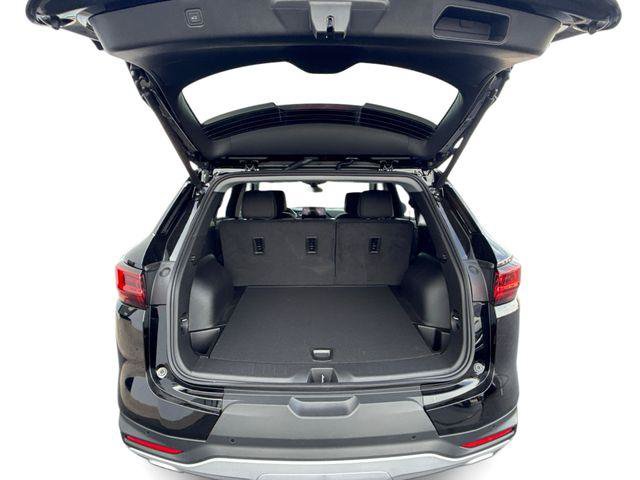 New 2026 Chevrolet Blazer LT w/ Convenience Package FWD image 20