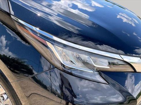 Certified 2021 Toyota Sienna LE FWD image 27