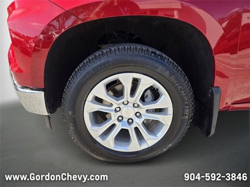 Used 2024 Chevrolet Silverado 1500 LTZ image 11