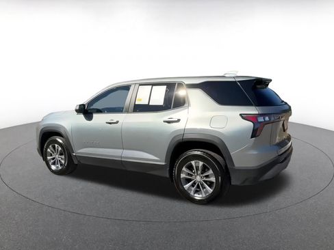 Used 2025 Chevrolet Equinox LT image 10