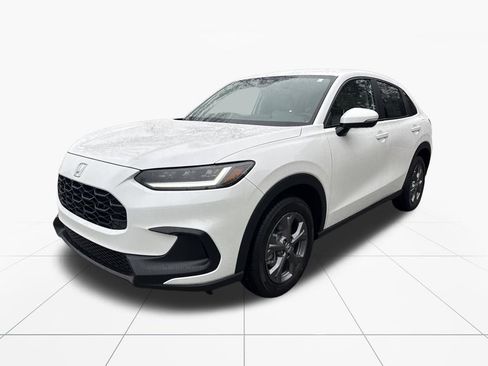 New 2026 Honda HR-V LX image 3