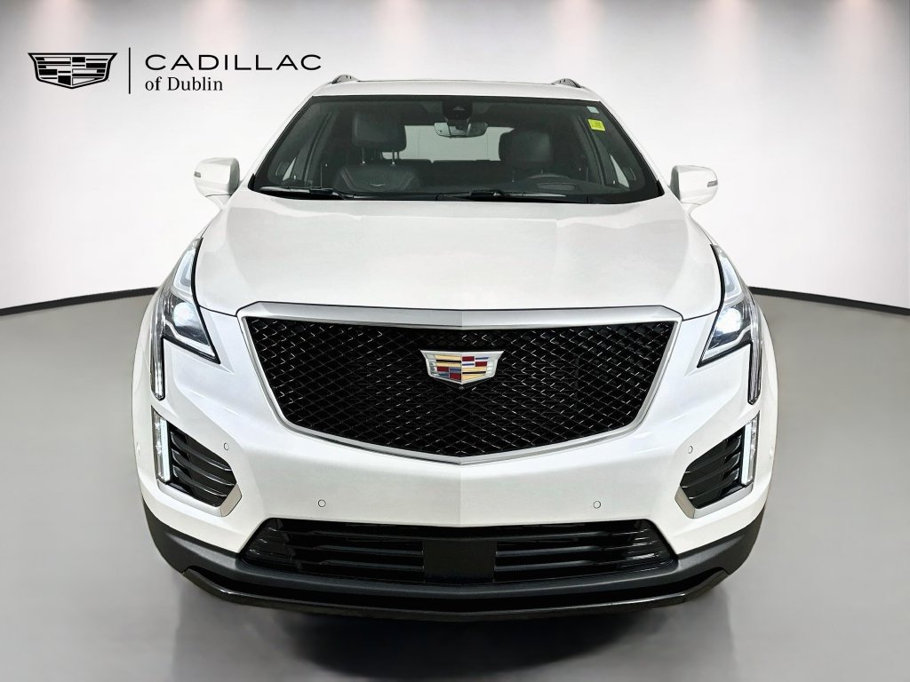 Used 2023 Cadillac XT5 Sportv w/ Technology Package AWD/4WD image 2