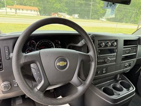 Used 2014 Chevrolet Express 3500 LT w/ LT Preferred Equipment Group RWD image 20
