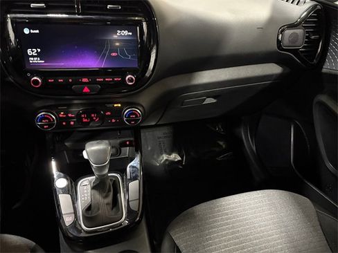 Used 2022 Kia Soul GT-Line image 14