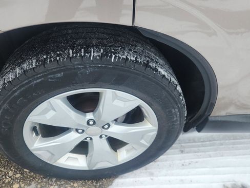 Used 2016 Subaru Forester 2.5i w/ Popular Package #2 image 5