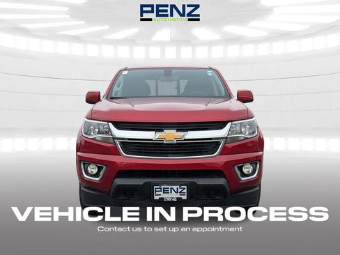 Used 2016 Chevrolet Colorado LT w/ LT Convenience Package image 2