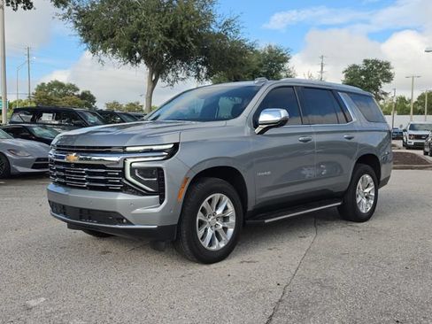 Used 2025 Chevrolet Tahoe Premier RWD image 4