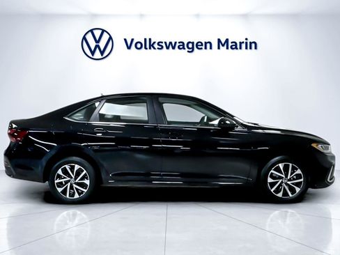 New 2025 Volkswagen Jetta Sport image 6