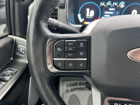 Certified 2022 Ford F150 Platinum w/ Equipment Group 701A High image 25