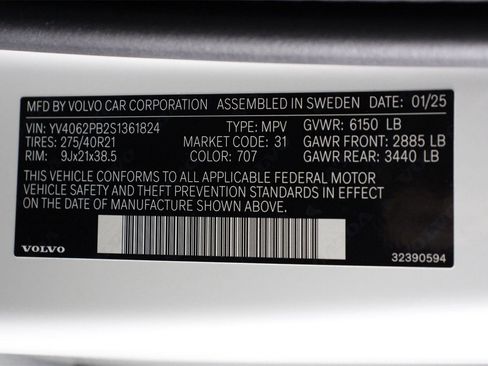 New 2025 Volvo XC90 B6 Plus w/ Protection Package Premier image 18