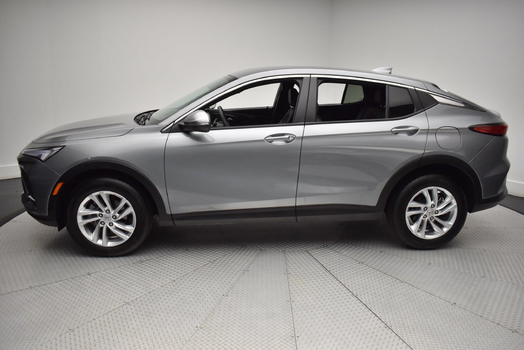 Used 2025 Buick Envista Preferred FWD image 8