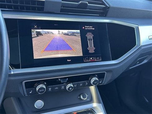 Used 2020 Audi Q3 2.0T Premium w/ Convenience Package image 29