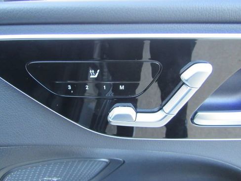 Used 2023 Mercedes-Benz C 300 Sedan image 23