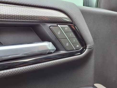 New 2025 Chevrolet Silverado 1500 ZR2 w/ Dark Appearance Package image 18