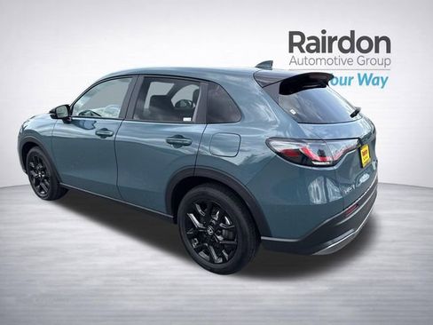 Used 2025 Honda HR-V Sport image 5
