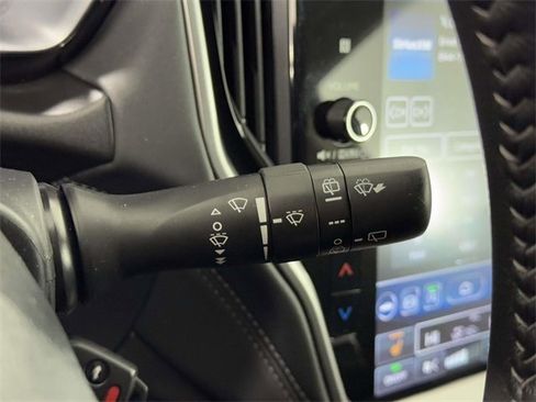 Used 2024 Subaru Outback Premium image 24
