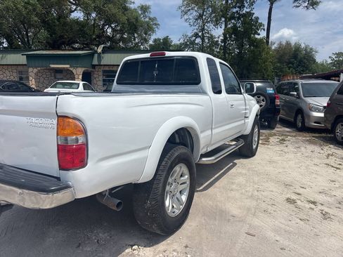 Used 2001 Toyota Tacoma PreRunner RWD image 6