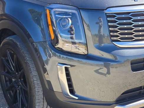 Used 2020 Kia Telluride EX w/ Towing Package AWD/4WD image 4