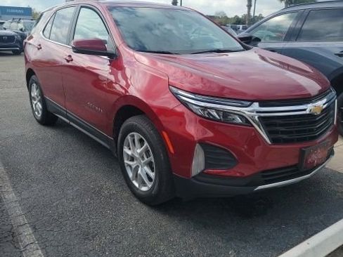 Used 2022 Chevrolet Equinox LT image 3